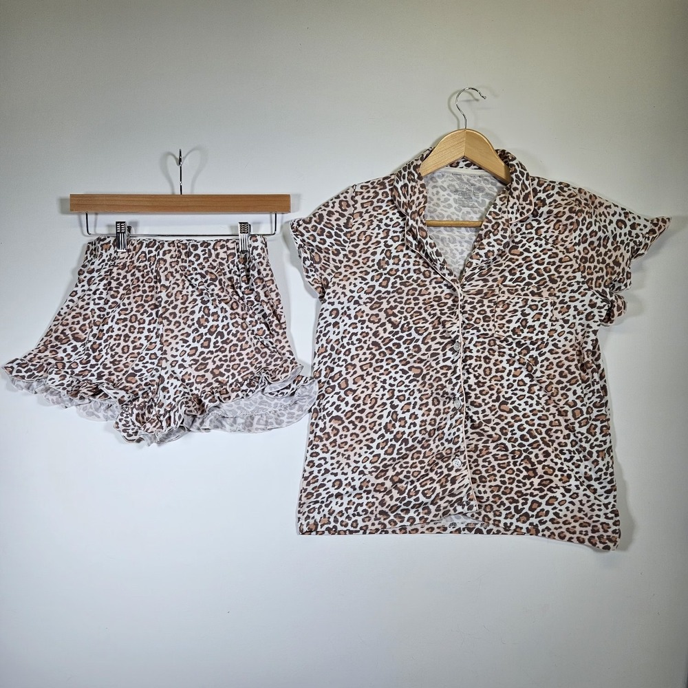 Tahari Medium M Pajama Shorts Pants Shirt Set Lounge Sexy Leopard Cheetah Print
